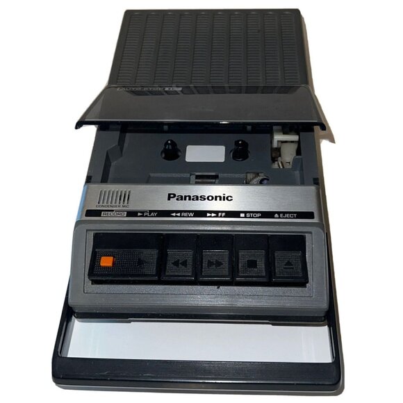 Panasonic RQ-2105 Portable Cassette Tape Deck Recorder For Parts Only - Picture 2 of 3
